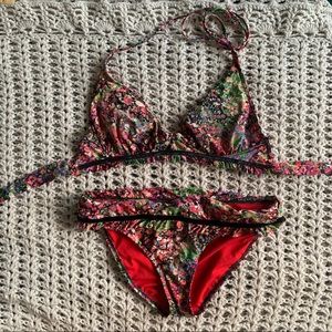🌺Kenneth Cole Reaction Floral Bikini